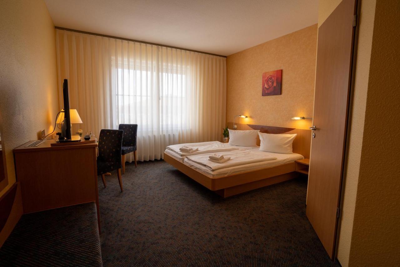 Warias Hotel & Restaurant Braunsbedra Luaran gambar