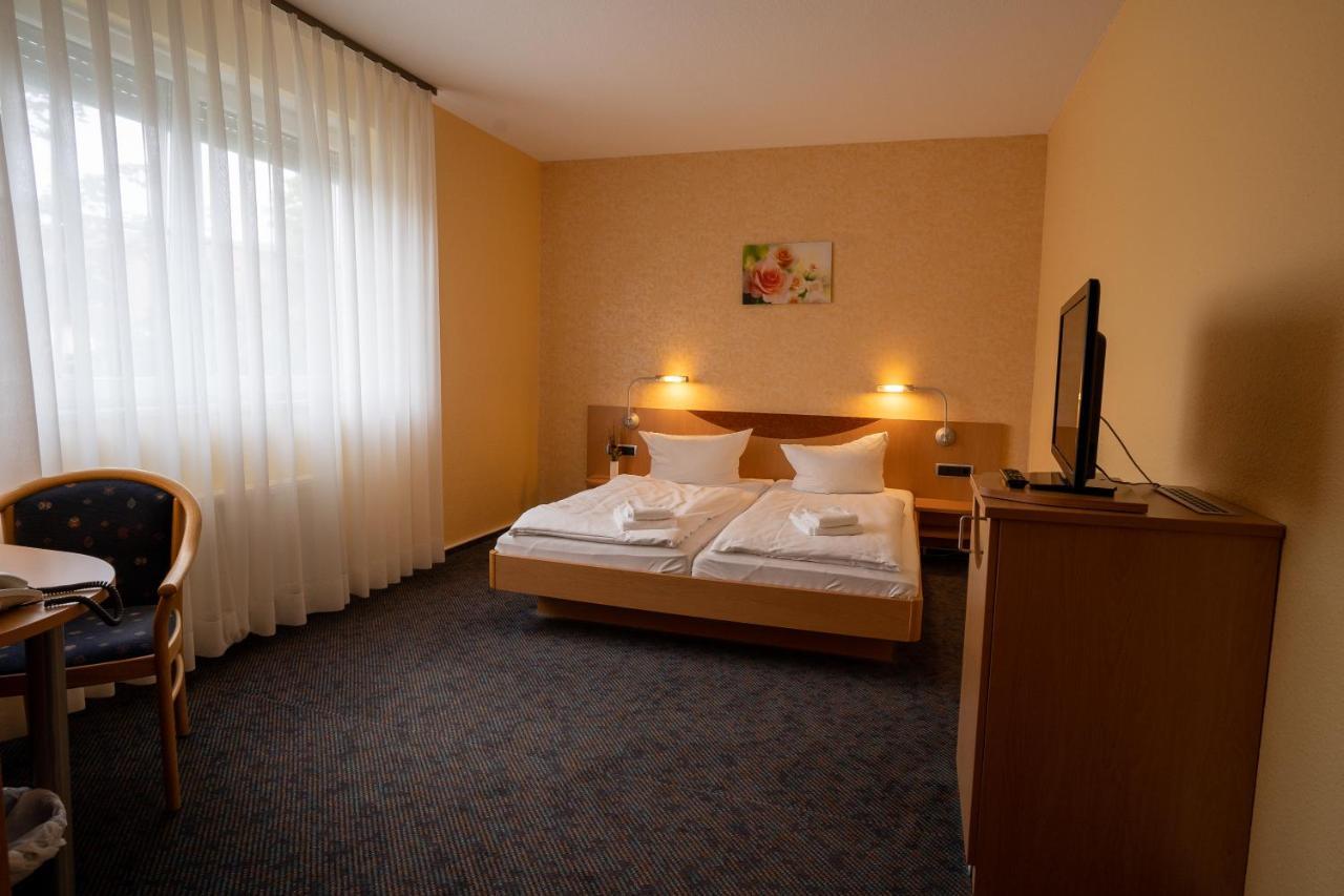 Warias Hotel & Restaurant Braunsbedra Luaran gambar