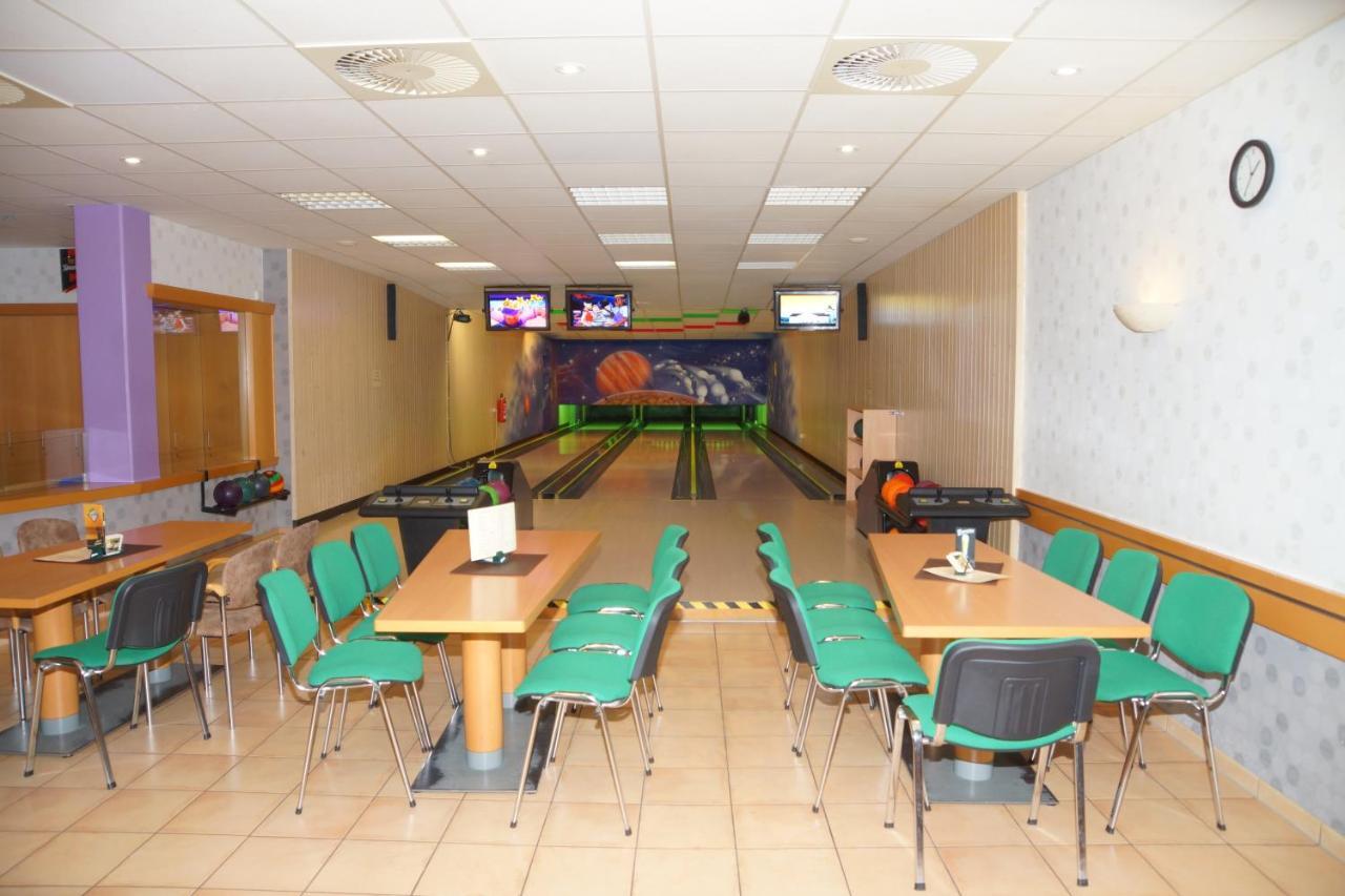 Warias Hotel & Restaurant Braunsbedra Luaran gambar