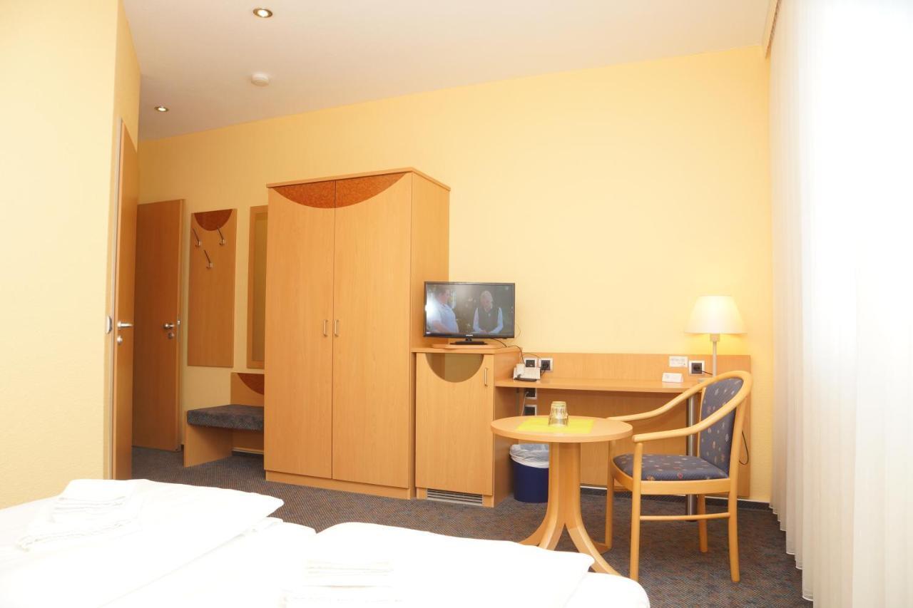 Warias Hotel & Restaurant Braunsbedra Luaran gambar