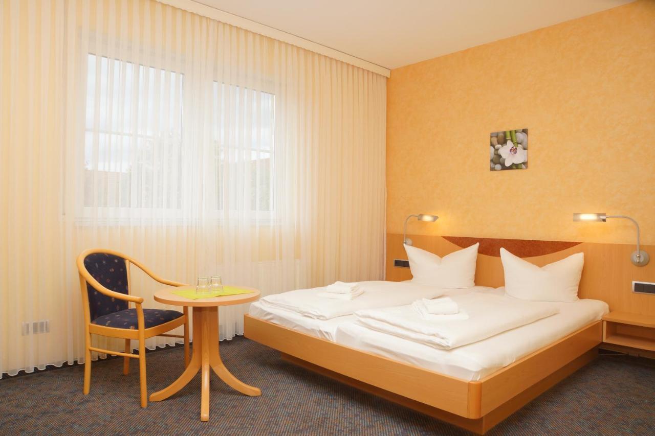 Warias Hotel & Restaurant Braunsbedra Luaran gambar