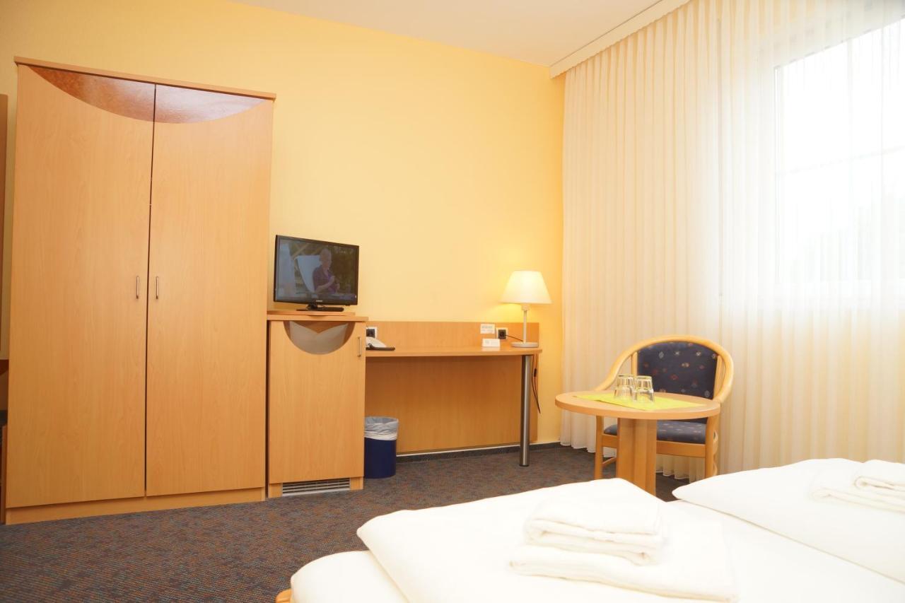Warias Hotel & Restaurant Braunsbedra Luaran gambar